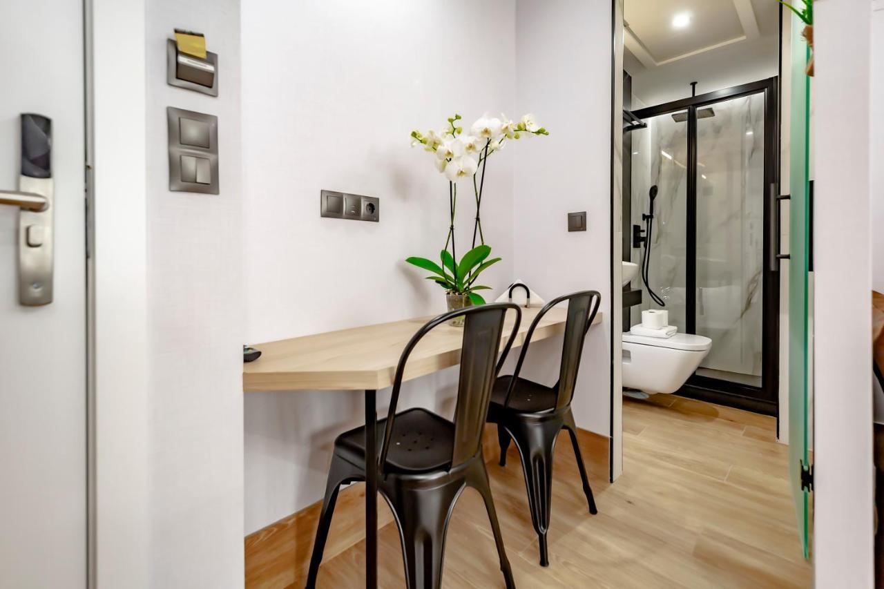 Dobohomes - Montesa 20 Apartamentos Madrid Extérieur photo