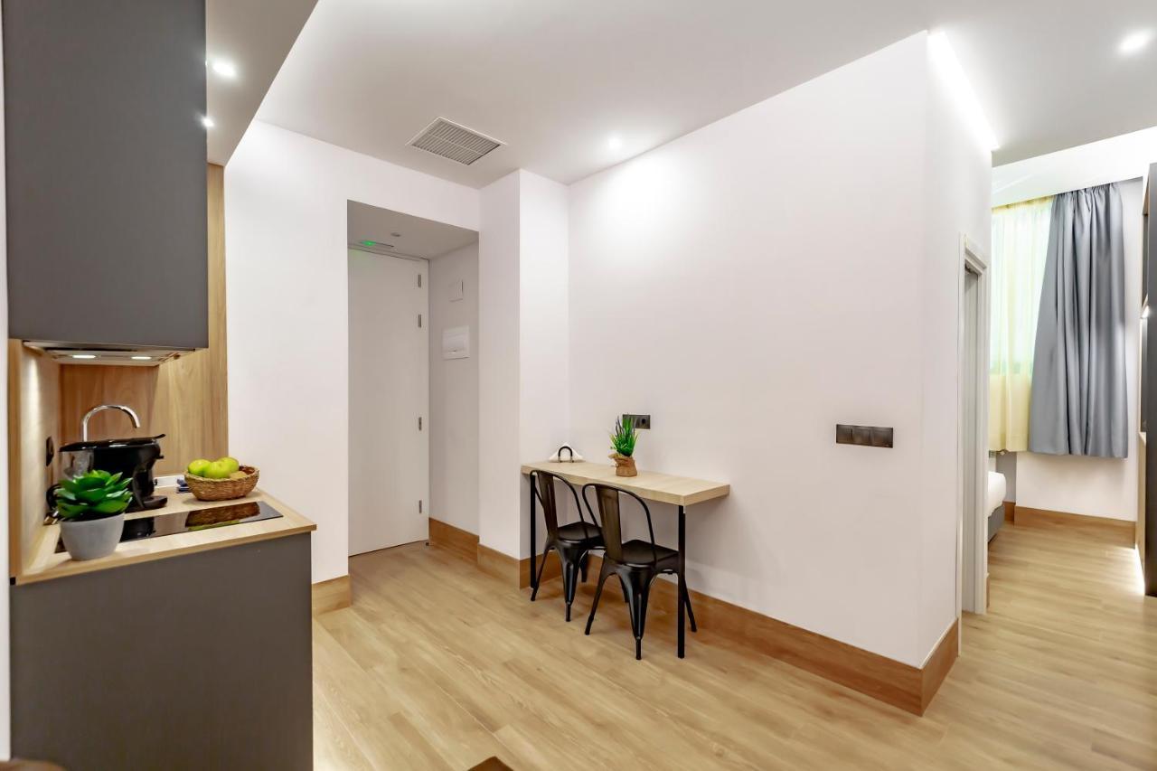 Dobohomes - Montesa 20 Apartamentos Madrid Chambre photo